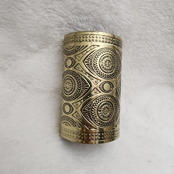SOLD- Bronzed Eye Cuff - Picture 7 of 9